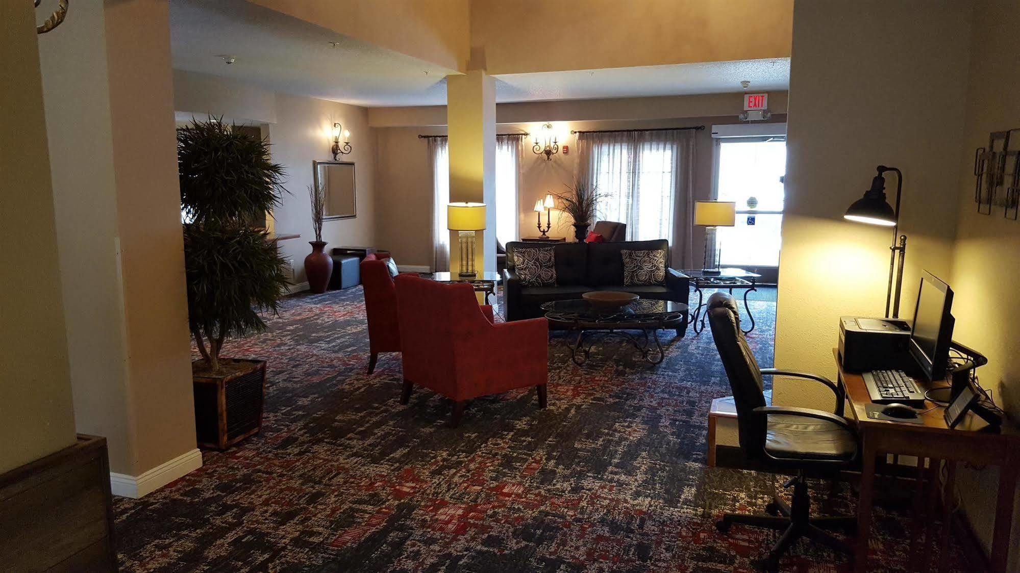 Grandstay Residential Suites Hotel - О-Клэр Экстерьер фото
